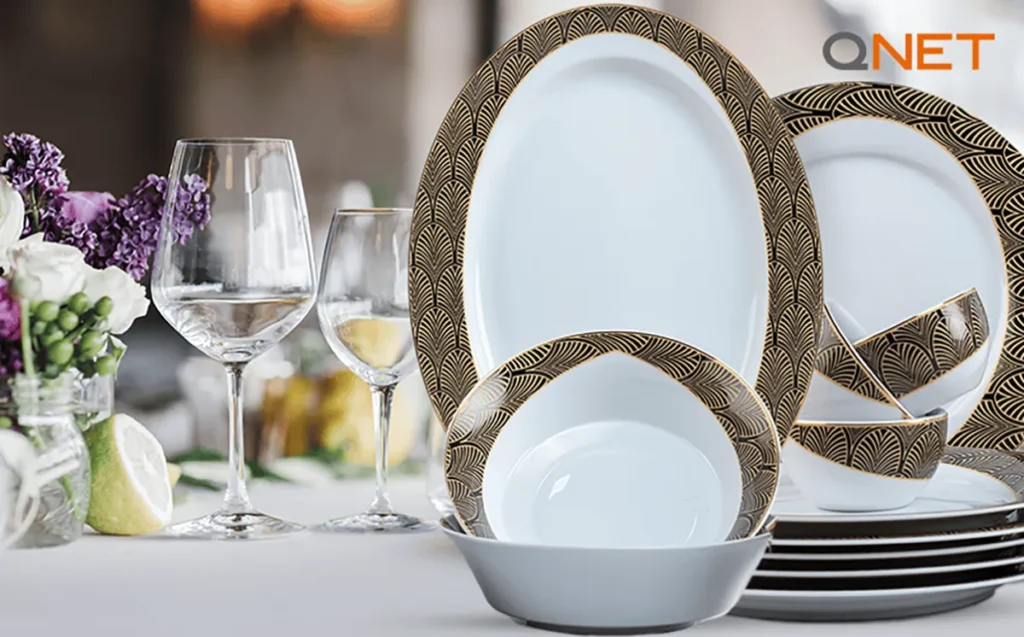 ORITSU Royal Leaf on a table