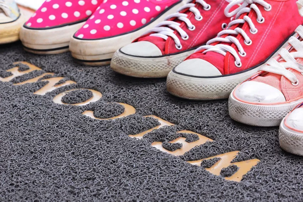 Indoor air pollution: door mat Air Pollution: door mat to keep dirt away