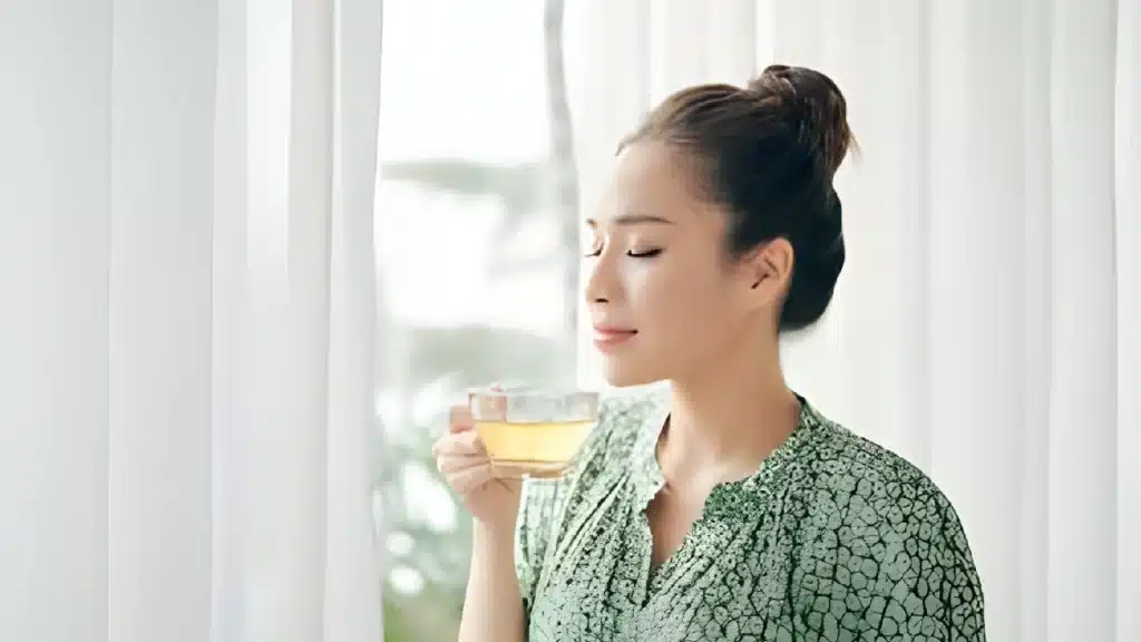Beat The Heat This Summer With Green Tea | QNET India Tips